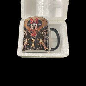 Minnie Mouse Mug Black and Red